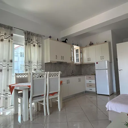 Viktori Ксамил