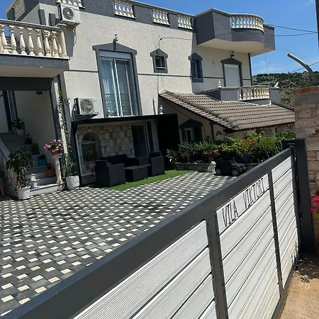 Viktori Ксамил