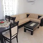 Viktori