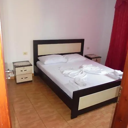 Διαμέρισμα Viktori *