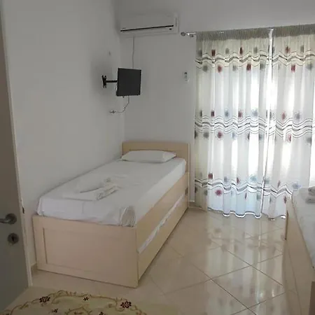 Viktori Appartement *