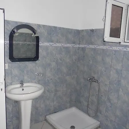 Viktori * Ksamil