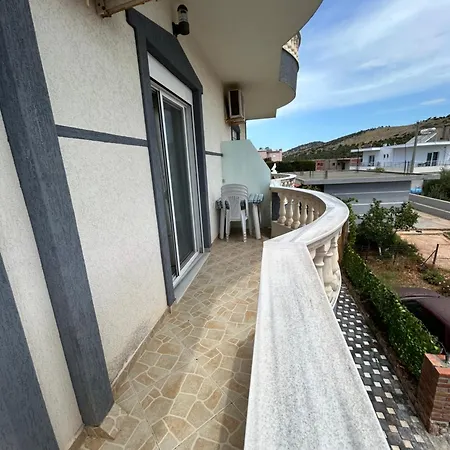 Διαμέρισμα Viktori *