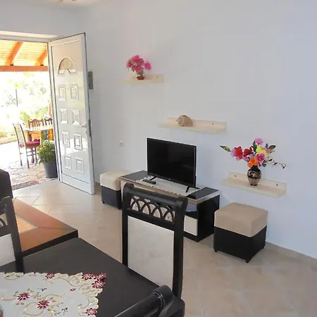 Διαμέρισμα Viktori Εξαμίλιο