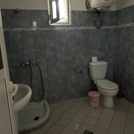Viktori Appartement *