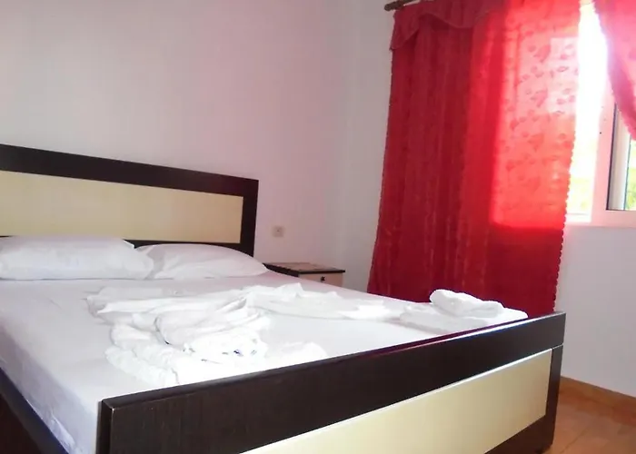 Viktori Apartamento *