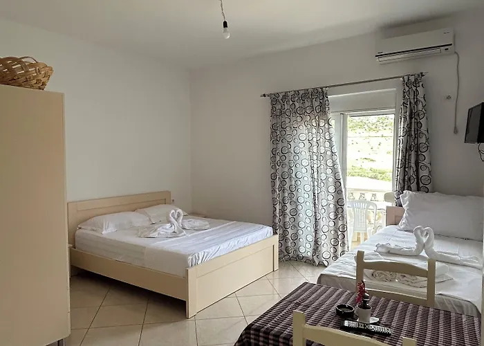 公寓 Viktori 卡萨米尔